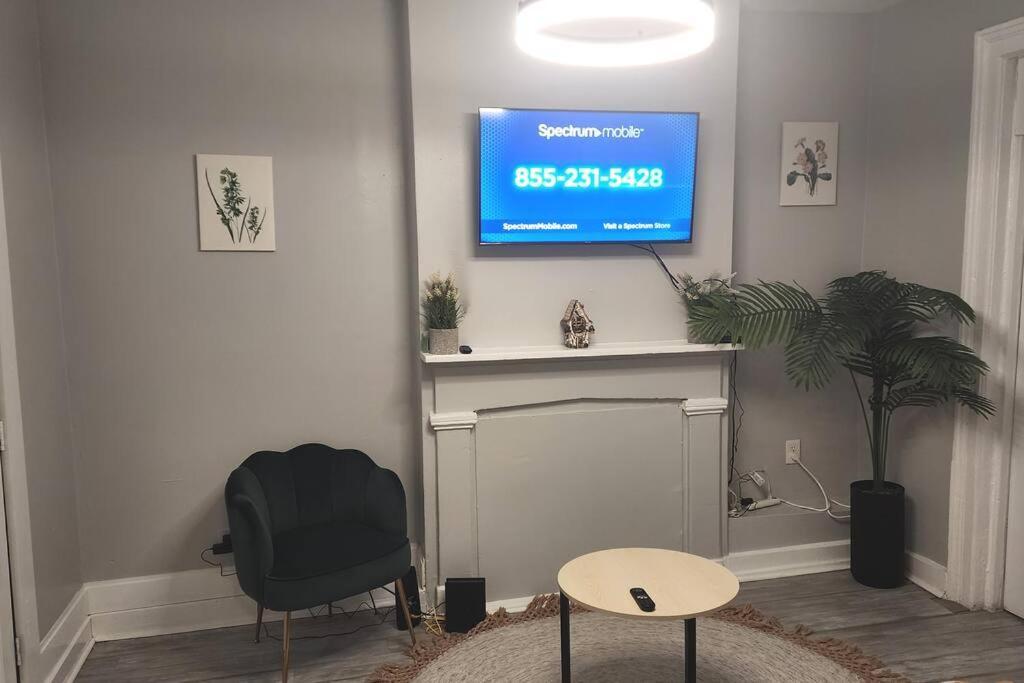 אלבני Fortune Suits And Apartment מראה חיצוני תמונה